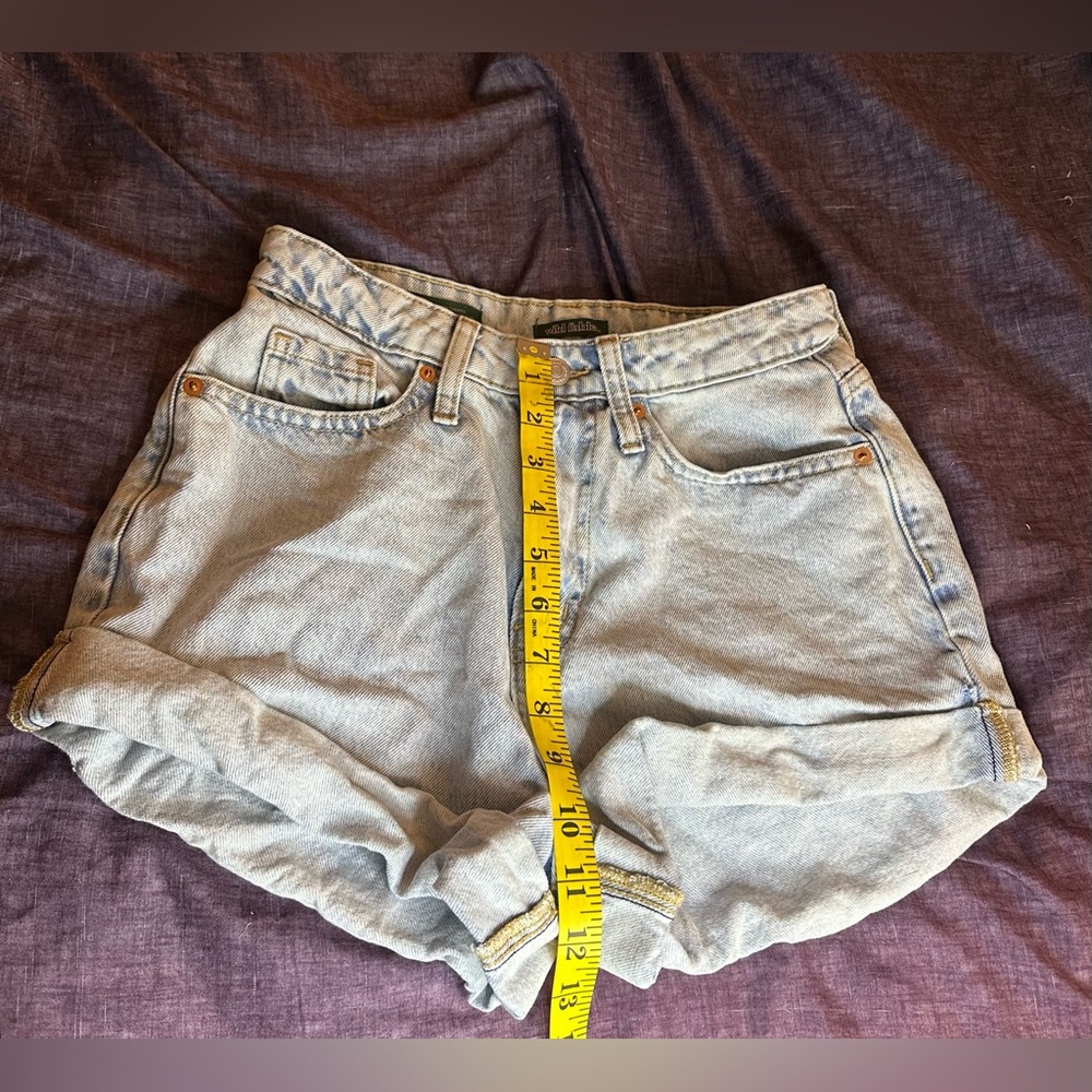 Wild Fable Blue Jean Shorts High-Waisted Relaxed Fit size 0/25 - Picture 3 of 6